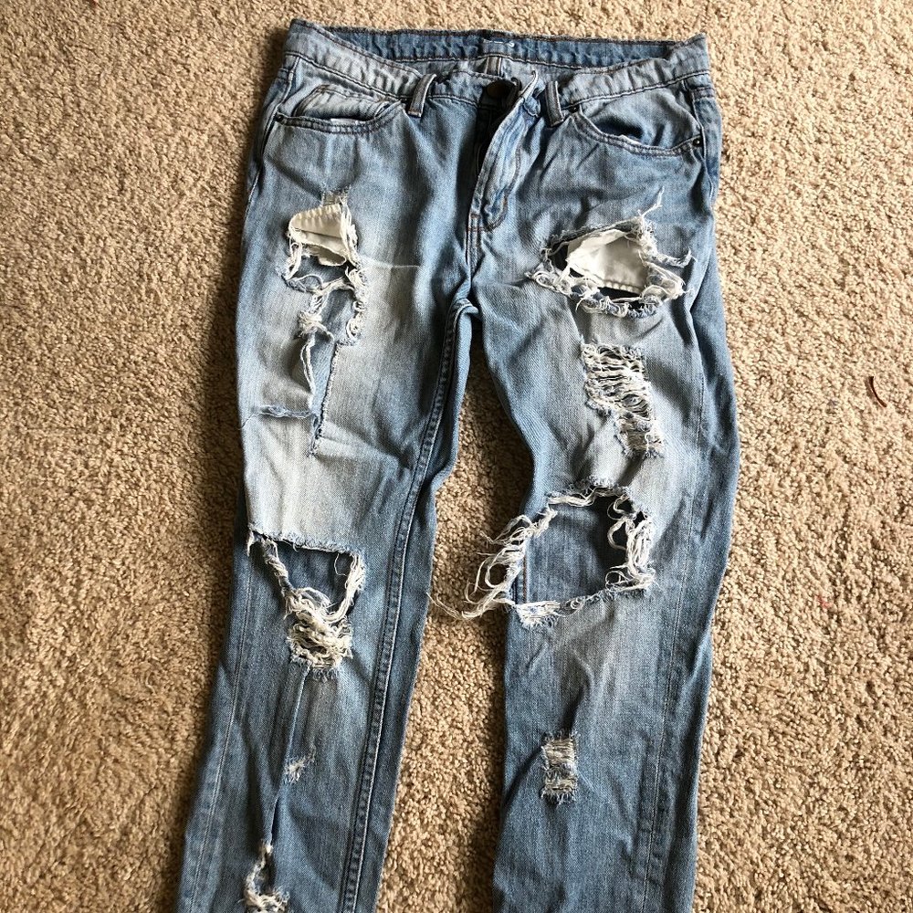 BDG Urban Outfitters Slim Boyfriend Jean Size 27